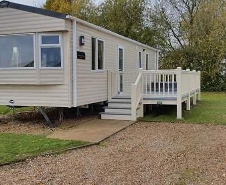 Ksr Hot Tub Holiday Home At Tattershall Lakes Eksteriør bilde