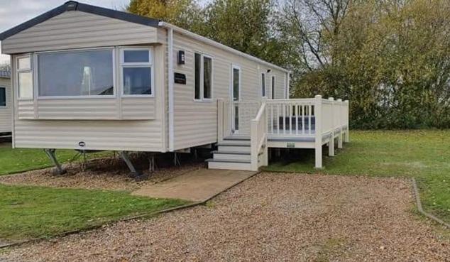 Ksr Hot Tub Holiday Home At Tattershall Lakes Eksteriør bilde